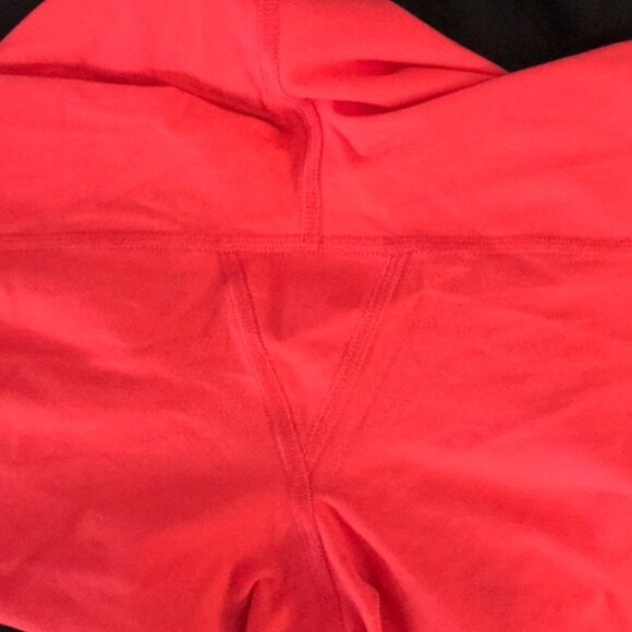Reebok 20" Capris tight leggings in Red - Size XS - Picture 6 of 6